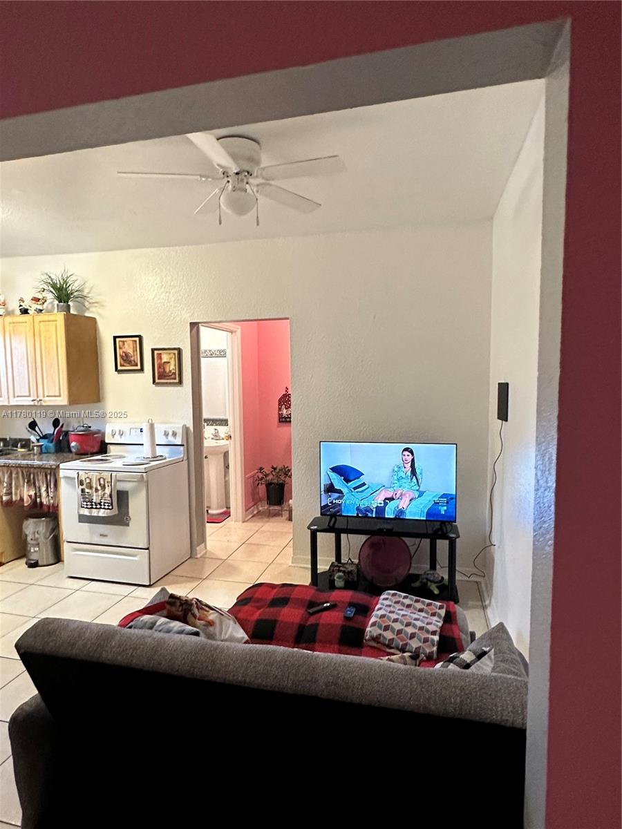 1021 NW 3rd St # 302