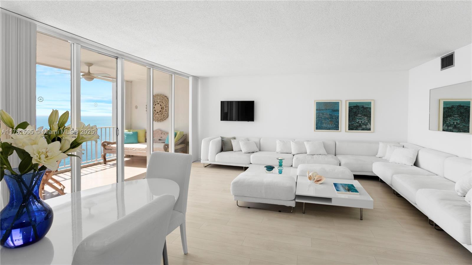881 Ocean Dr # 24C