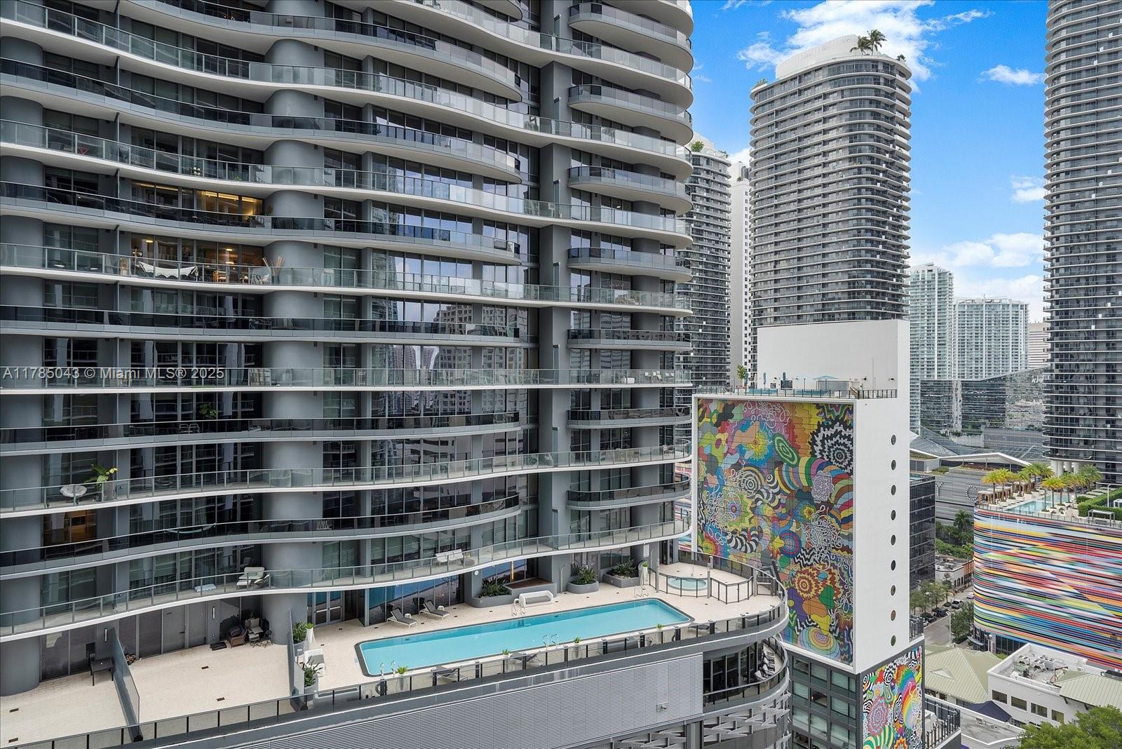 1010 Brickell Ave # 2307
