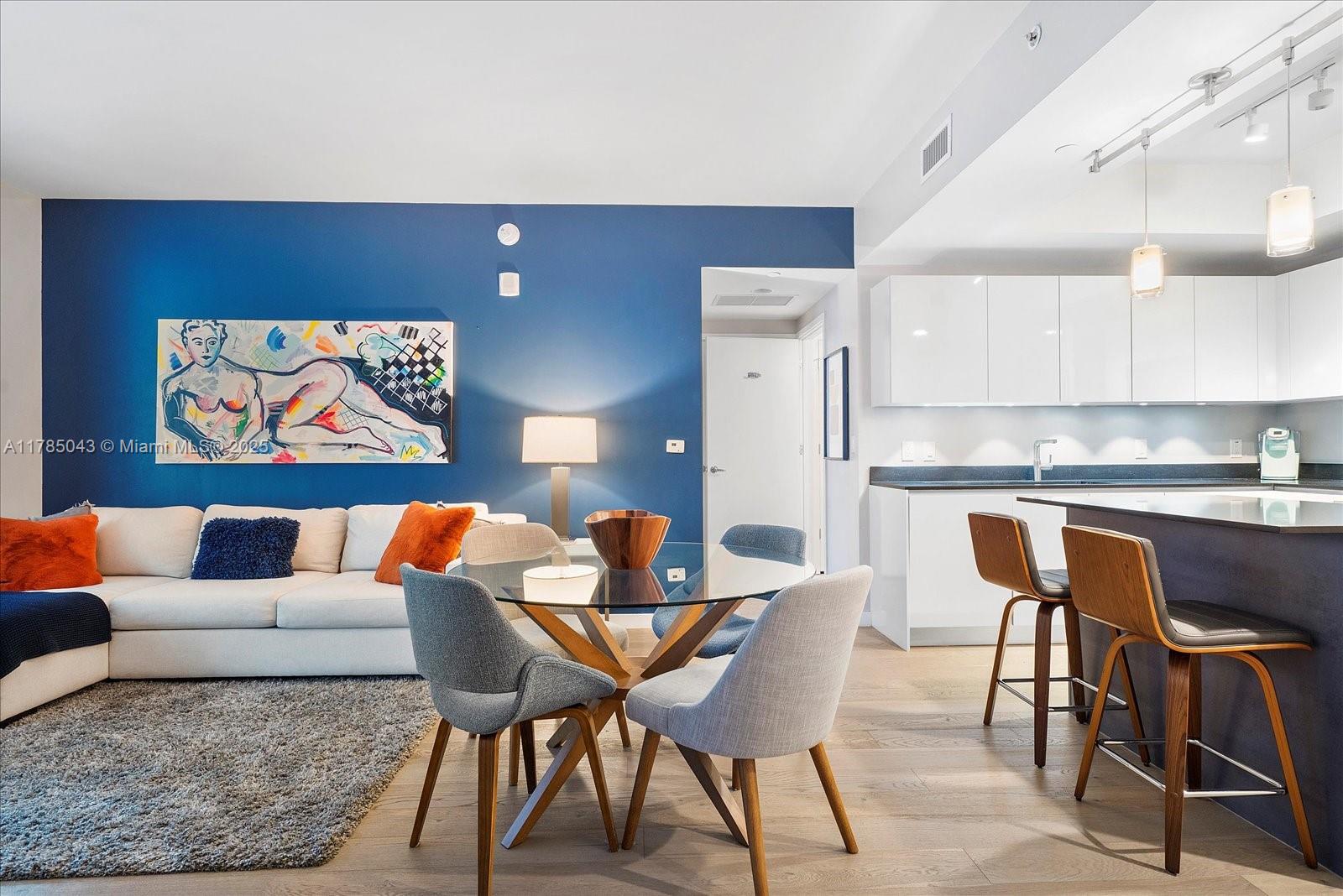 1010 Brickell Ave # 2307