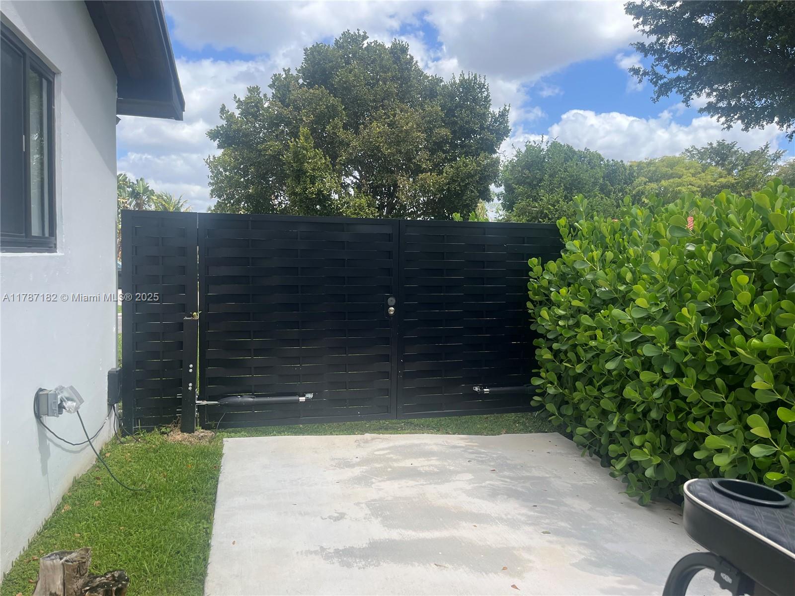 10630 NW 19th Pl