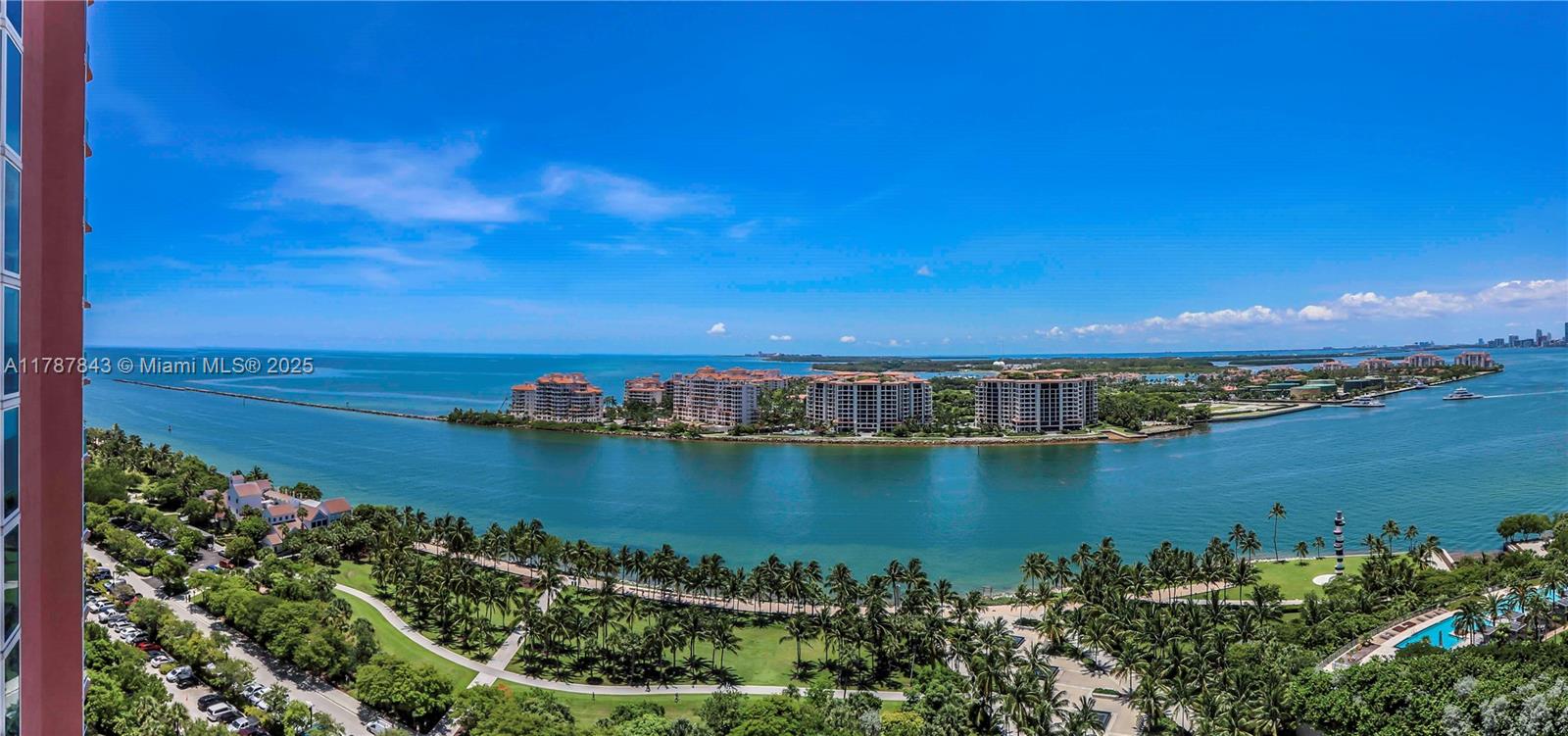 300 S Pointe Dr # 2104