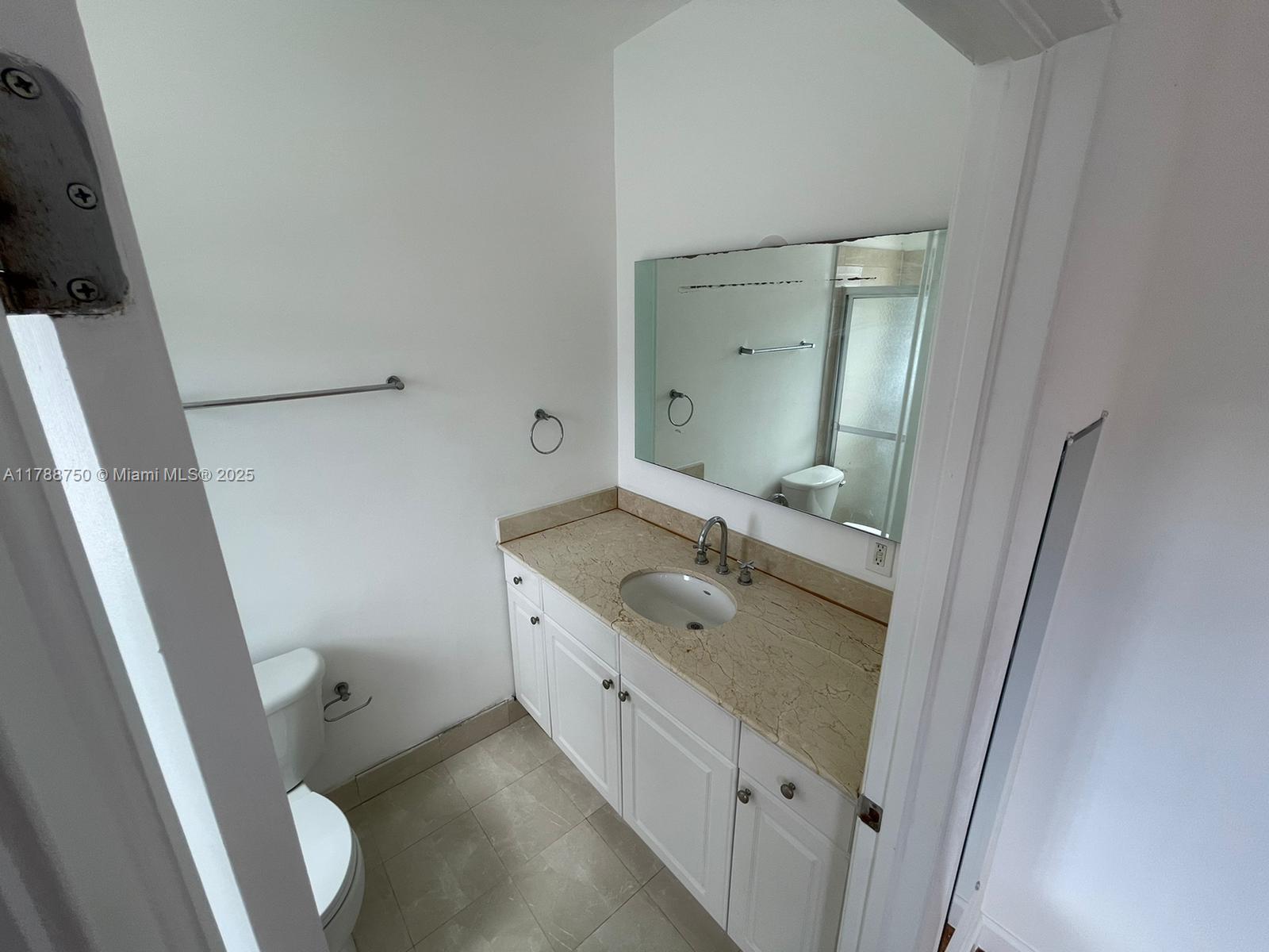 223 Calabria Ave # 8