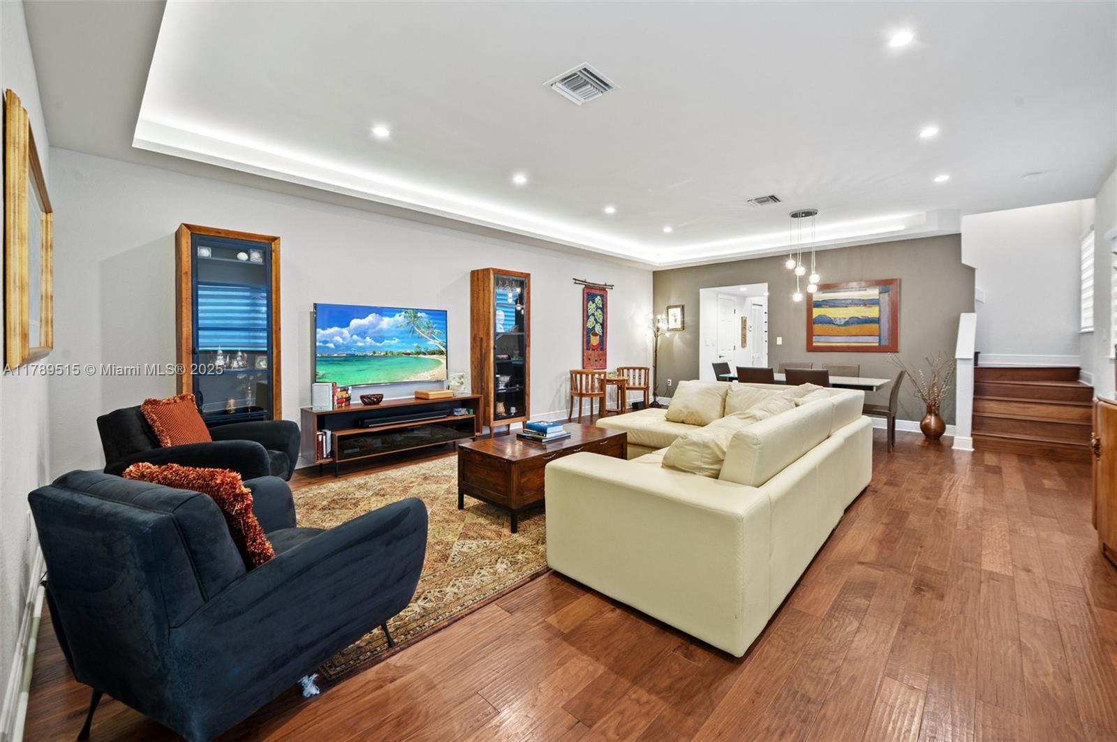 3169 Mary St # 2