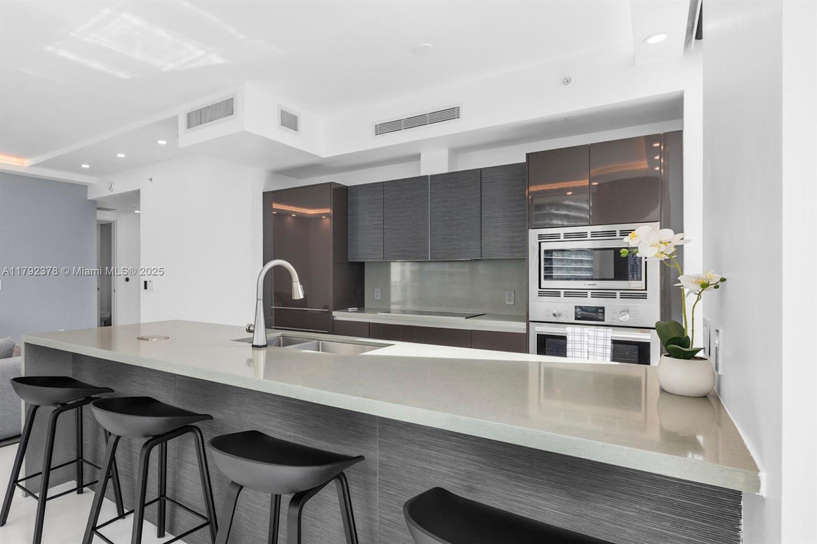 1080 Brickell Ave # 2301