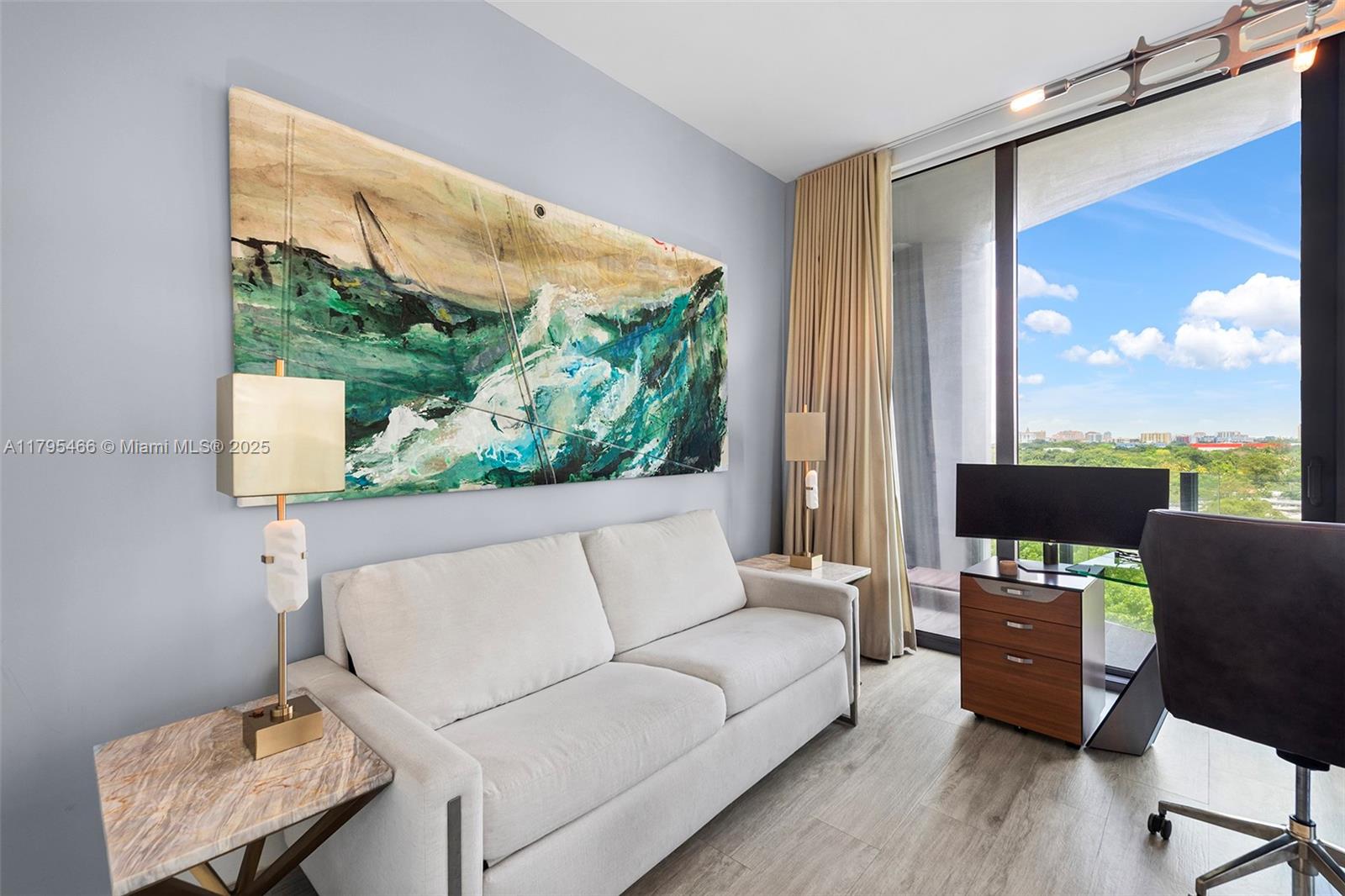 2831 S Bayshore Dr # 905