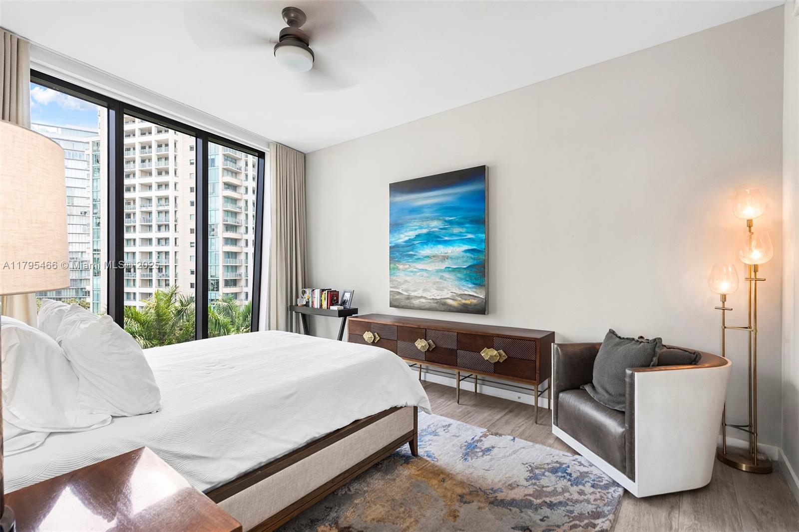 2831 S Bayshore Dr # 905