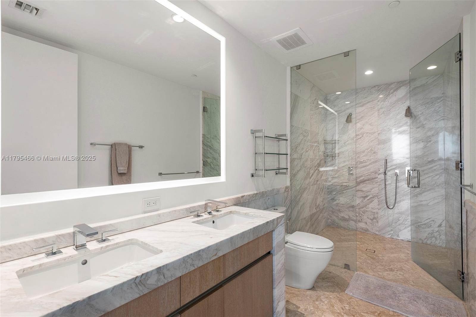 2831 S Bayshore Dr # 905