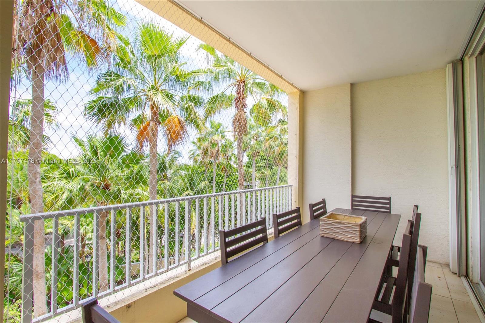 701 Crandon Blvd # 402