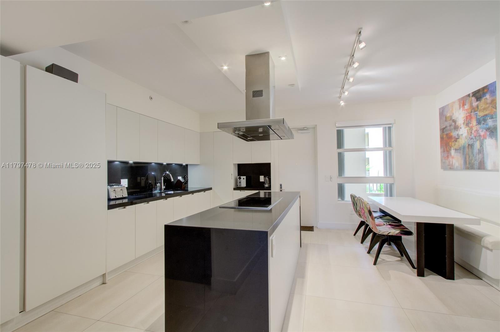 701 Crandon Blvd # 402