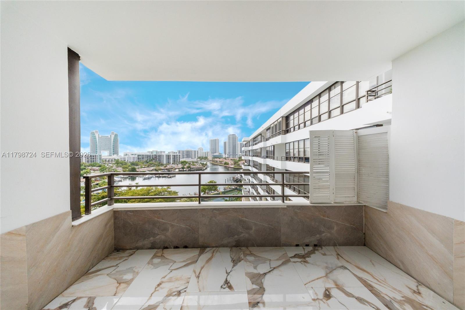 500 Three Islands Blvd # 801