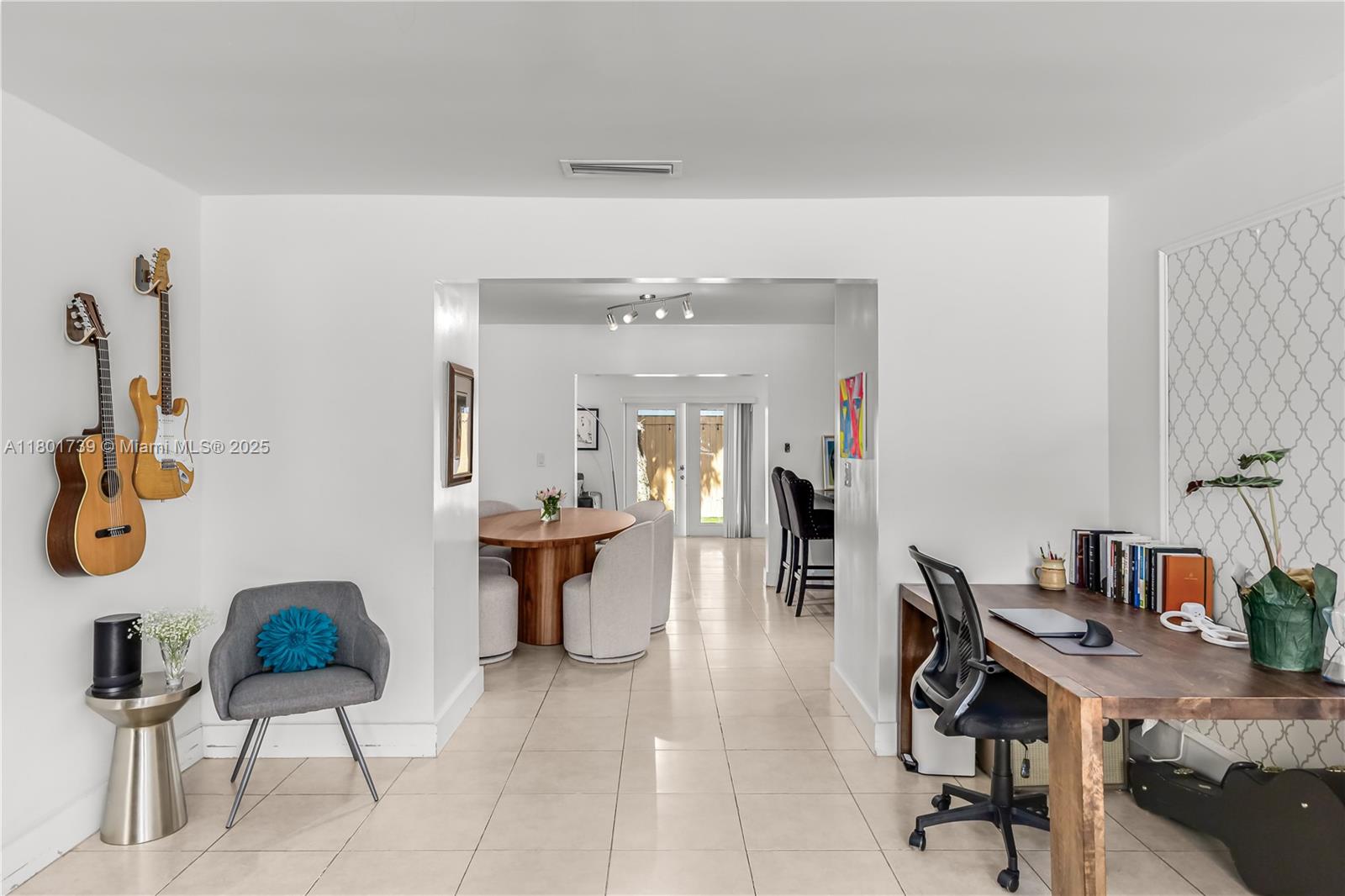 2340 SW 17th Ave