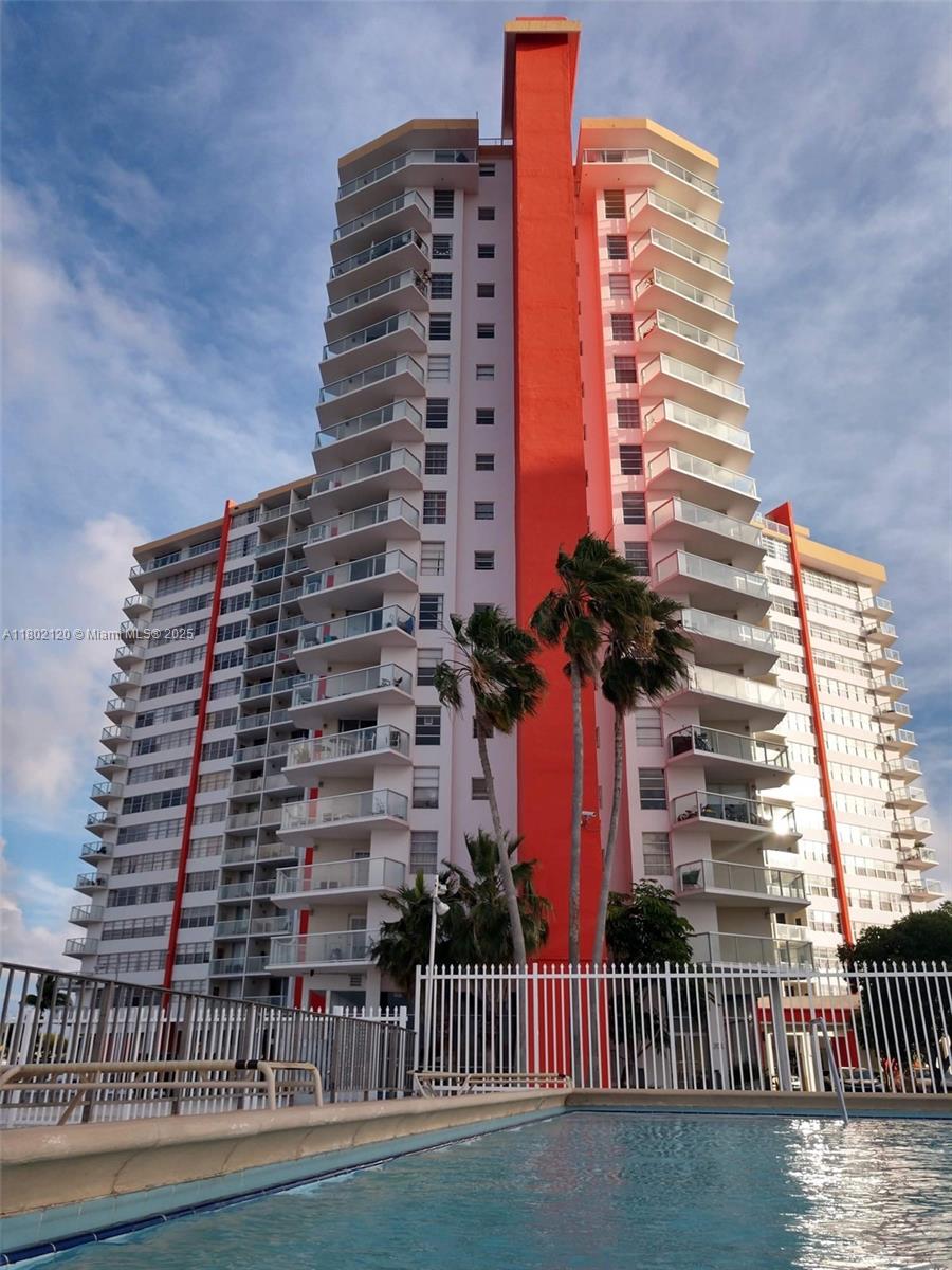 1301 NE Miami Gardens Dr Unit: 1014W