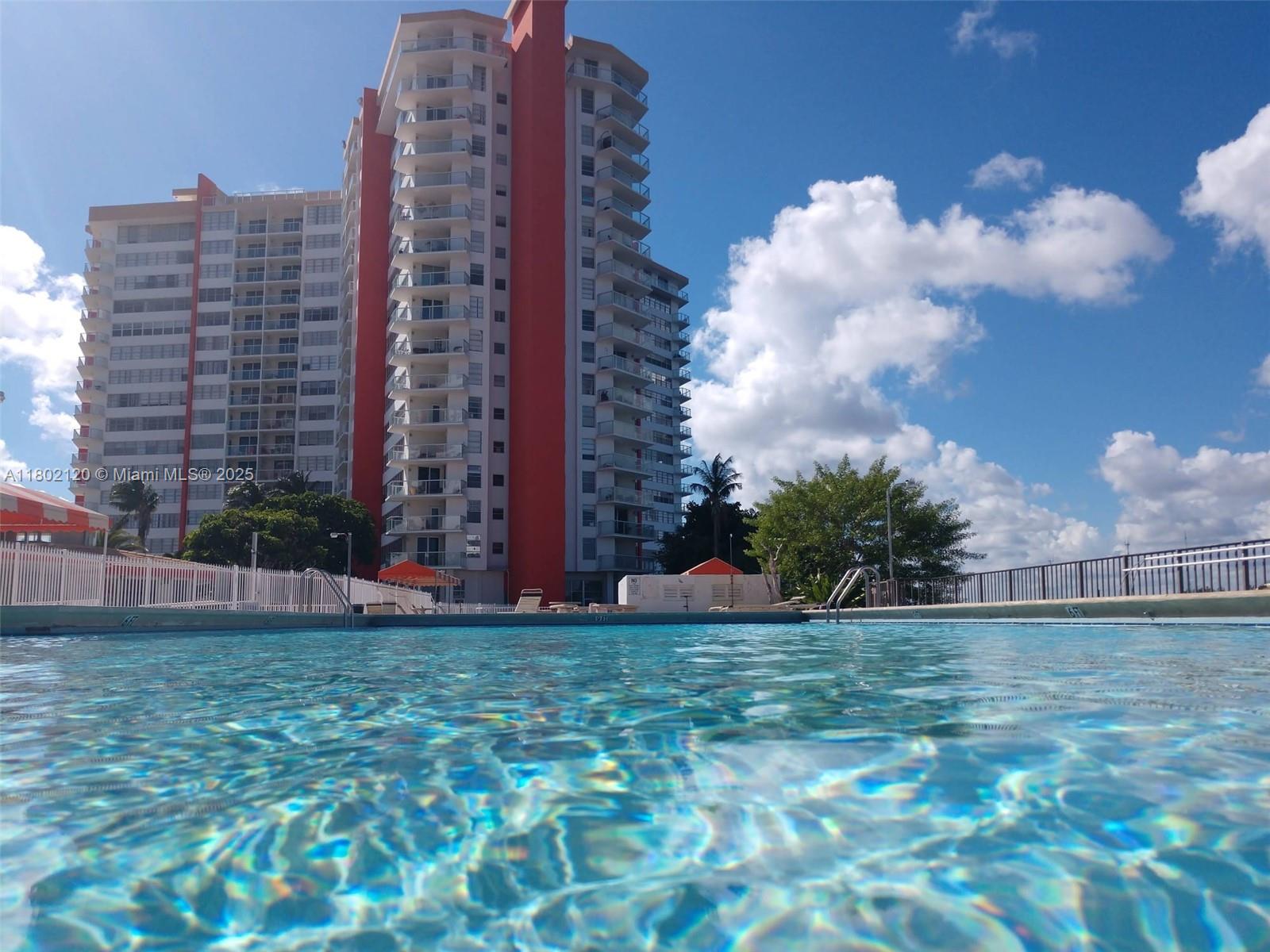 1301 NE Miami Gardens Dr Unit: 1014W