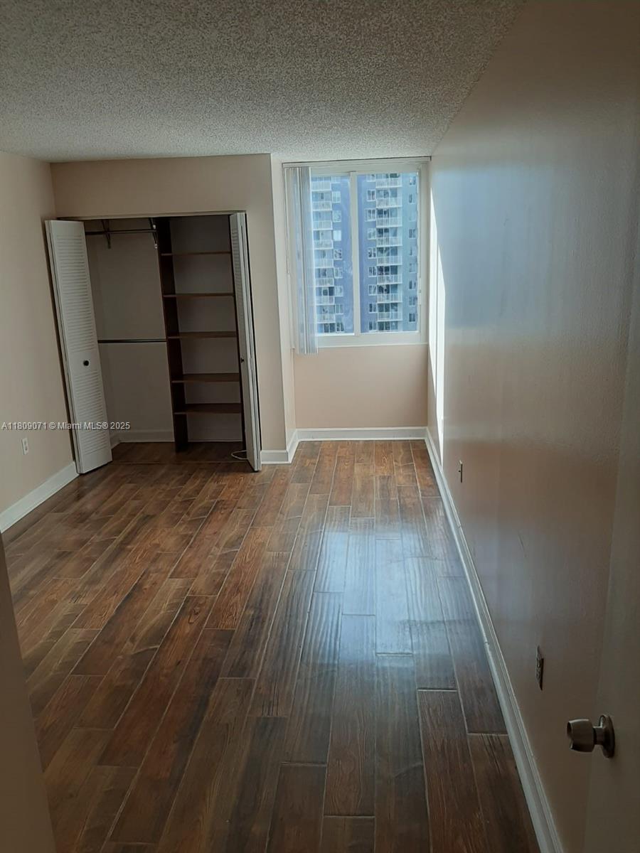 800 N Miami Ave Unit: E-1001