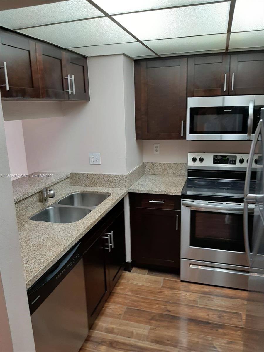 800 N Miami Ave Unit: E-1001
