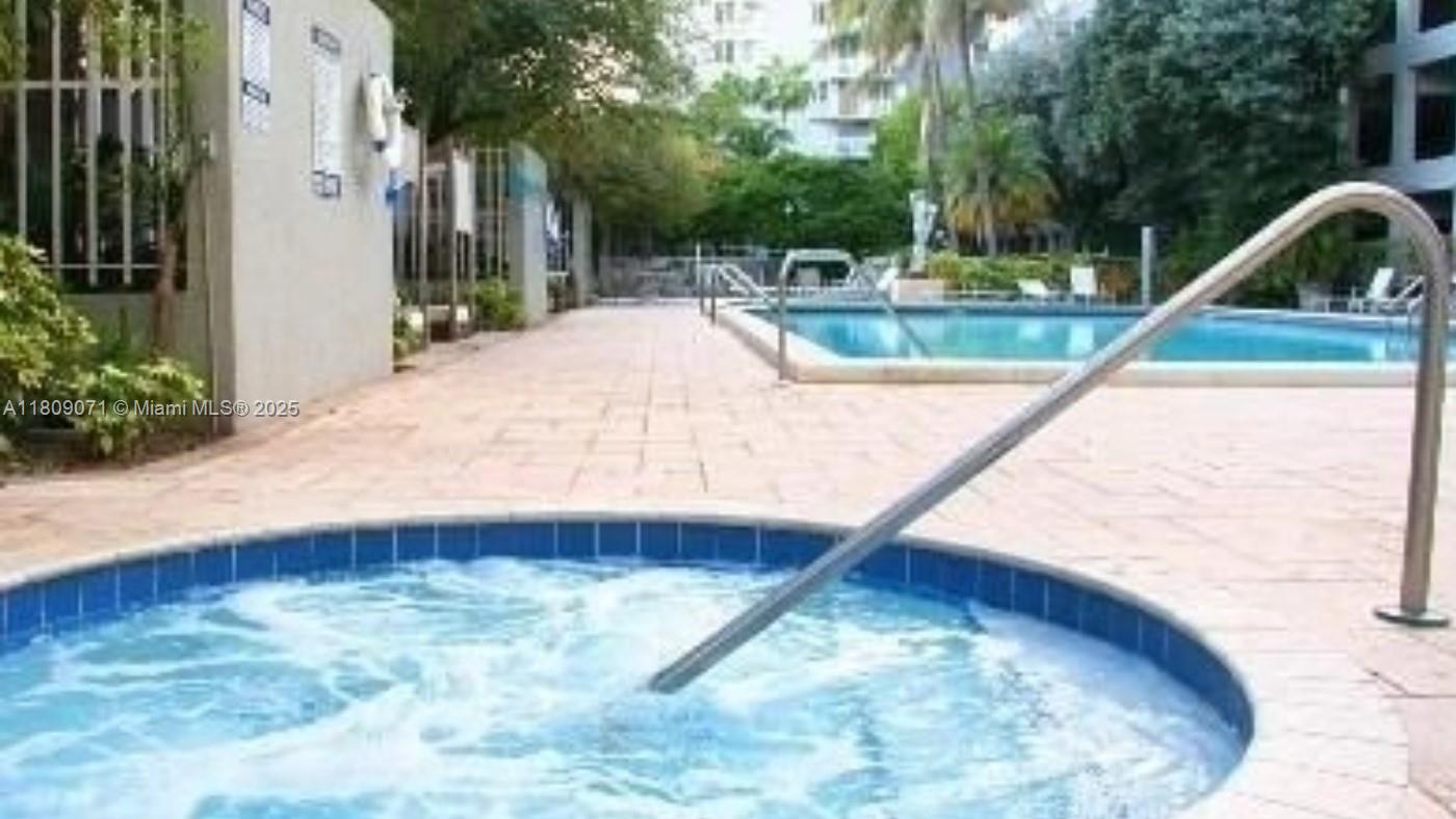 800 N Miami Ave Unit: E-1001