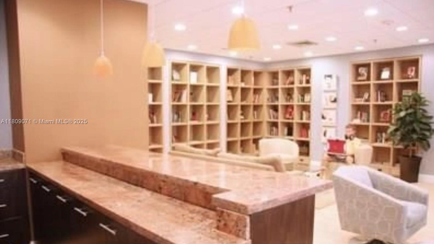 800 N Miami Ave Unit: E-1001