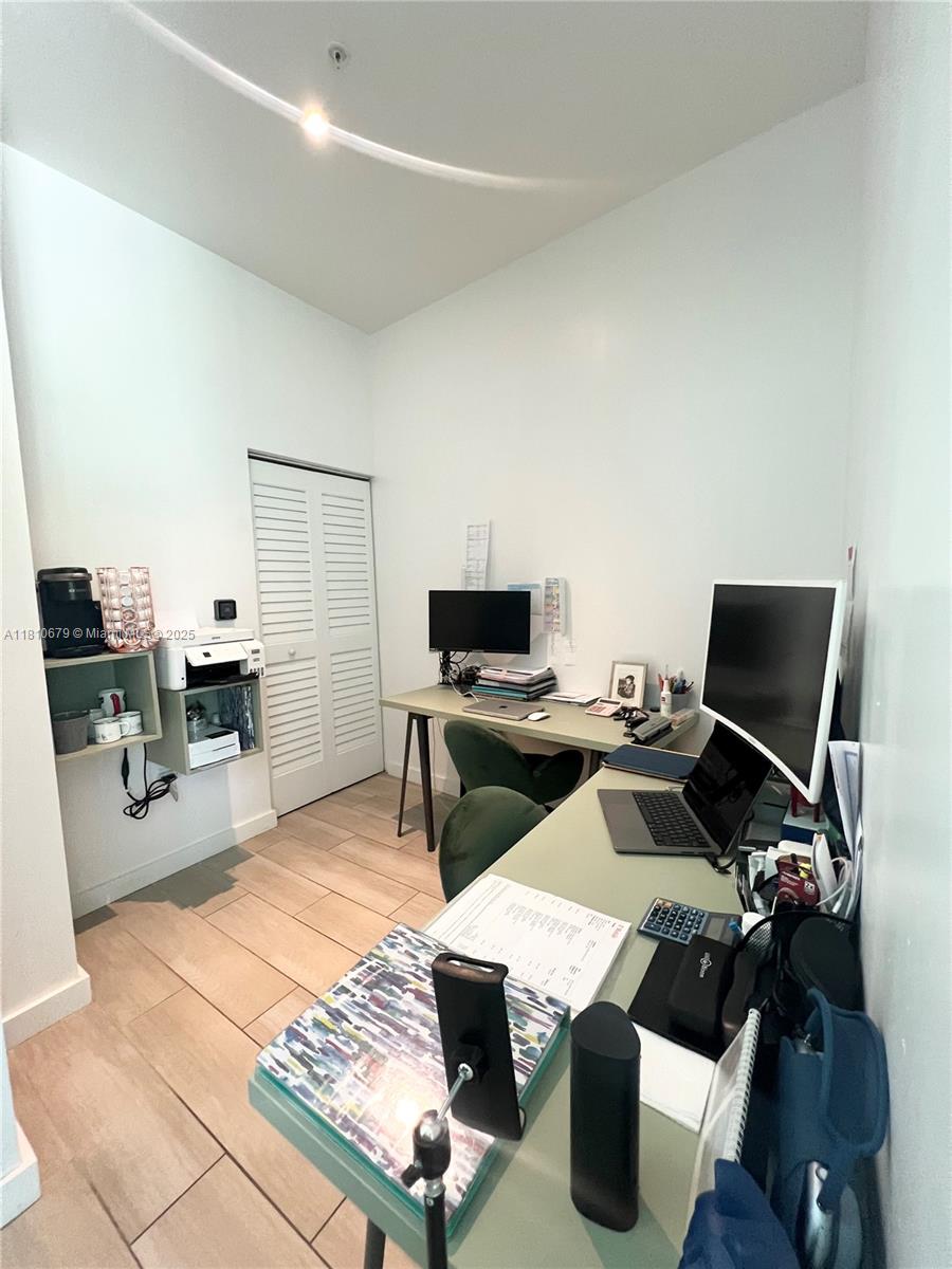 1600 SW 1 # 315