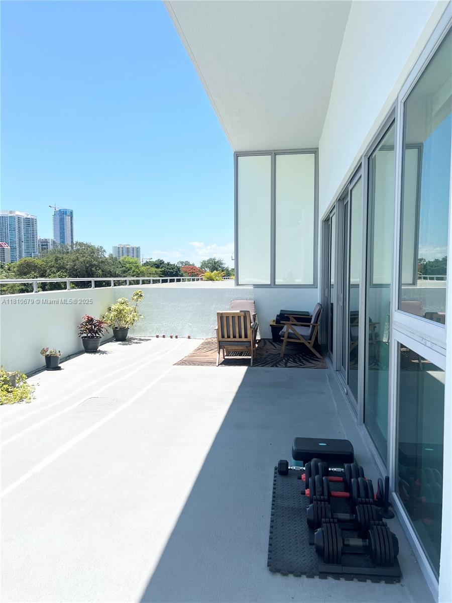 1600 SW 1 # 315