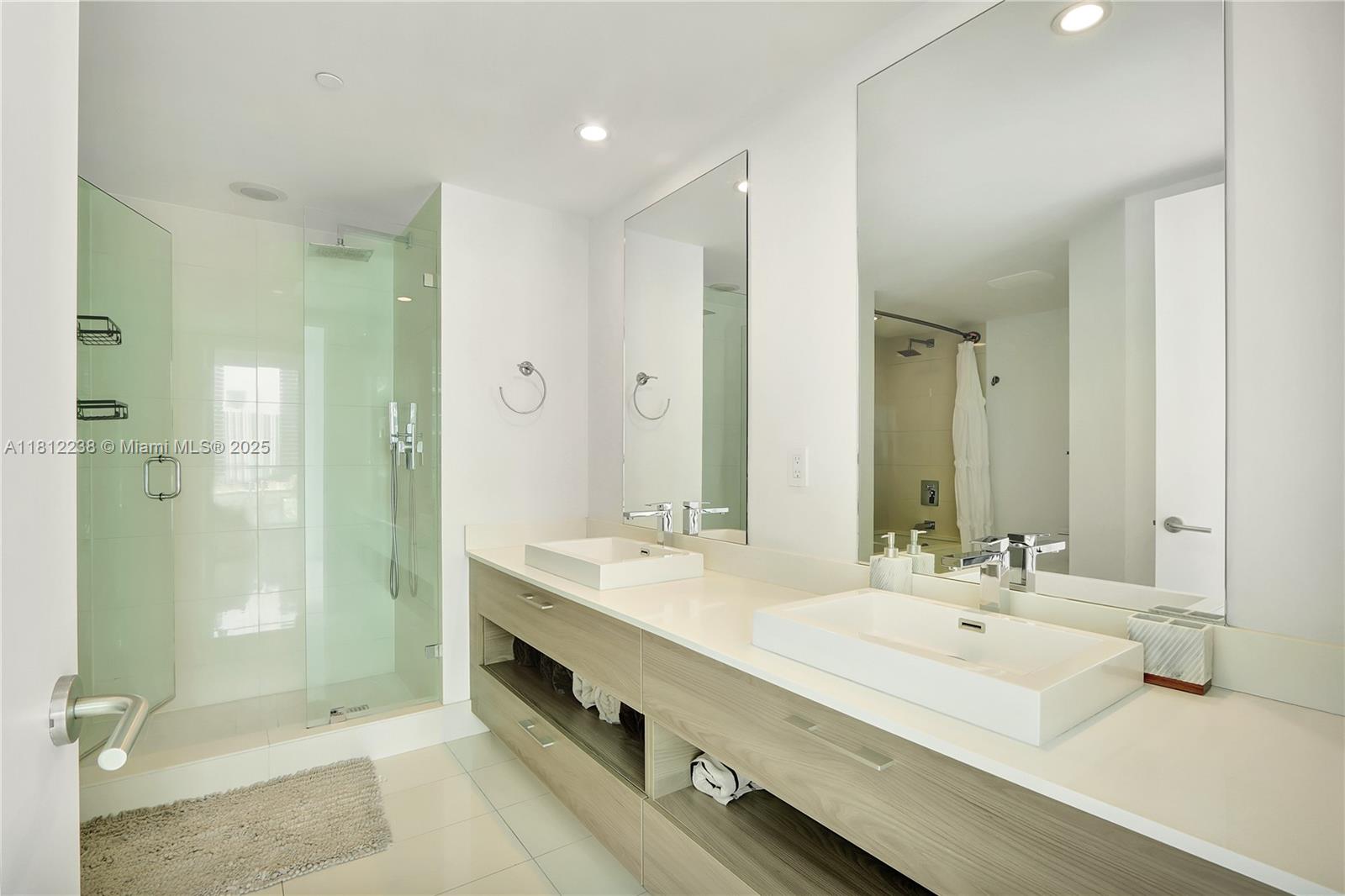 1300 S Miami Ave Unit: 1610