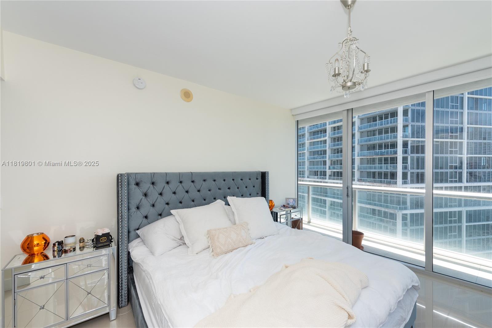 475 Brickell Ave # 4213