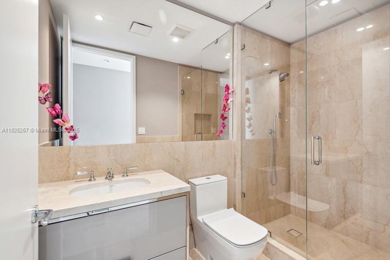 15701 Collins Ave # 2902