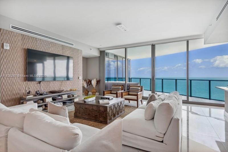 15701 Collins Ave # 2902