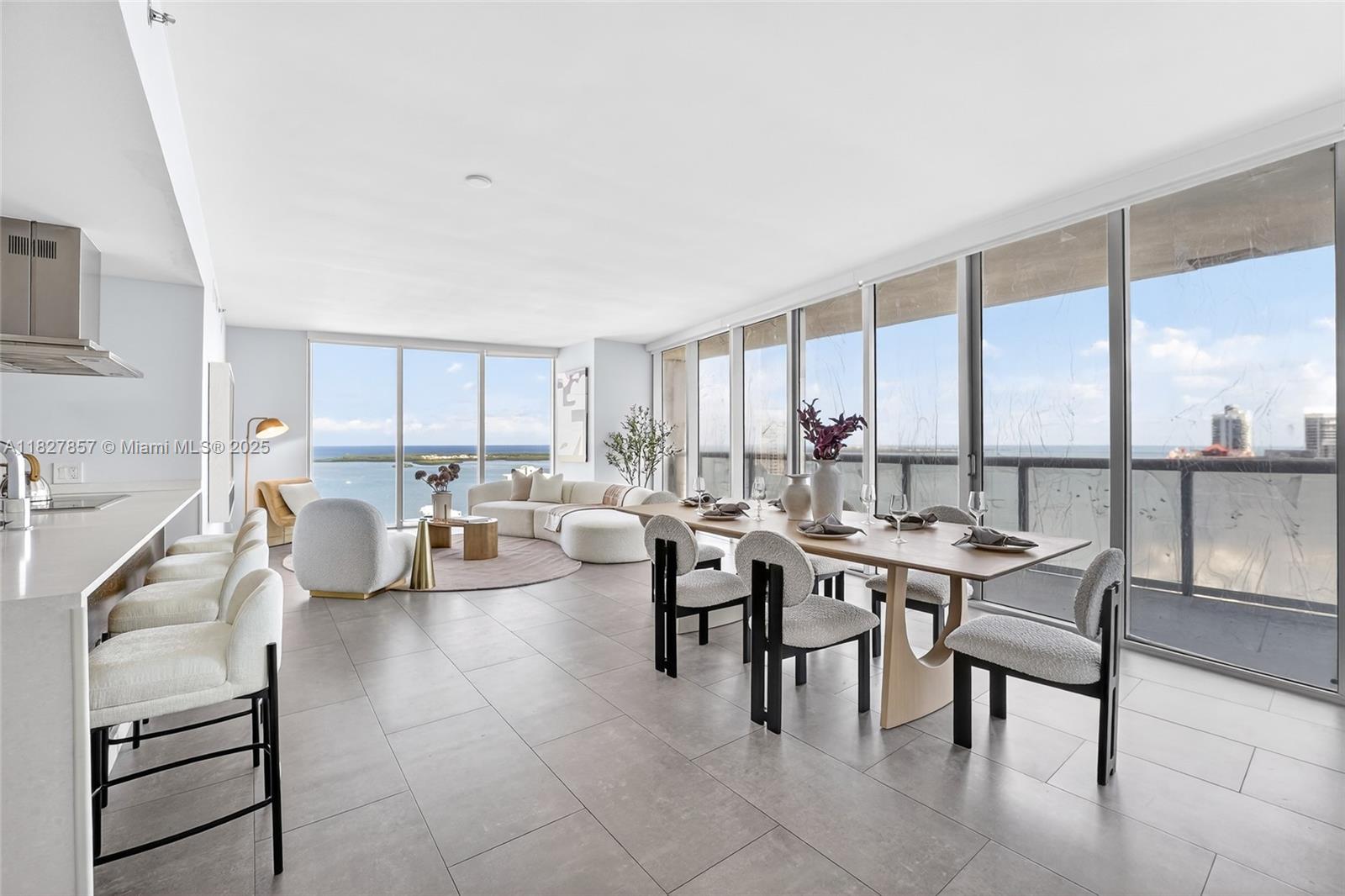 495 Brickell Ave # 3901