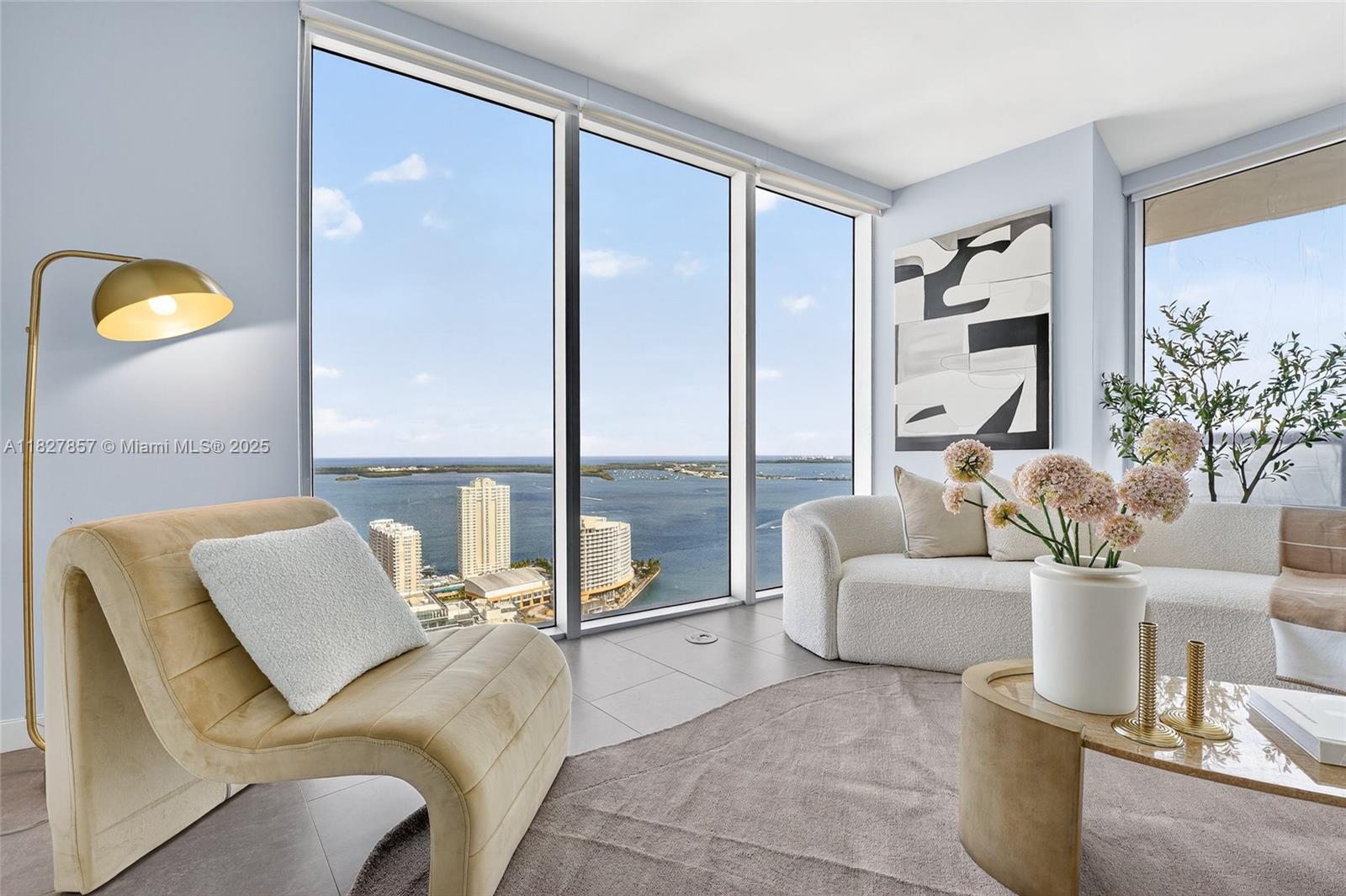 495 Brickell Ave # 3901