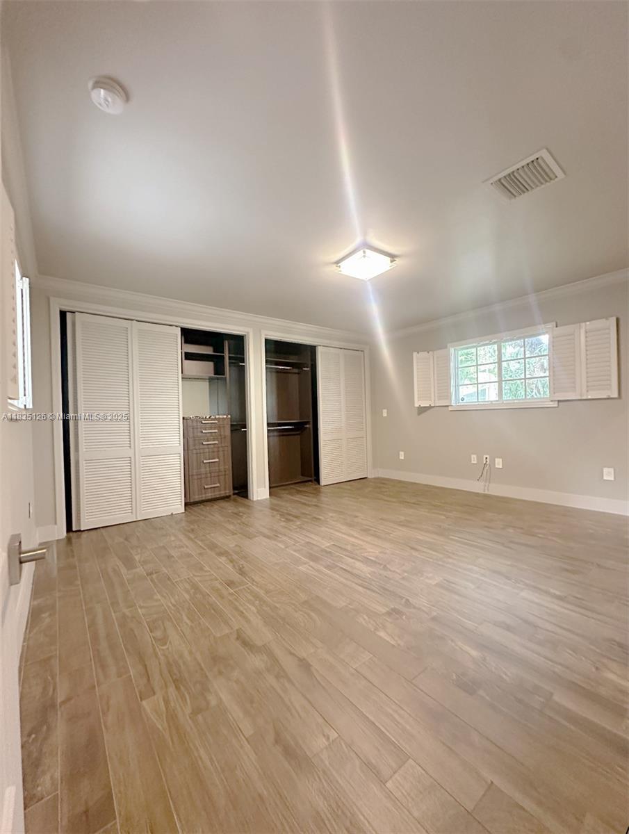 800 Valencia Ave Unit: ‘