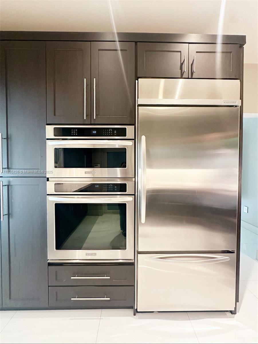 800 Valencia Ave Unit: ‘