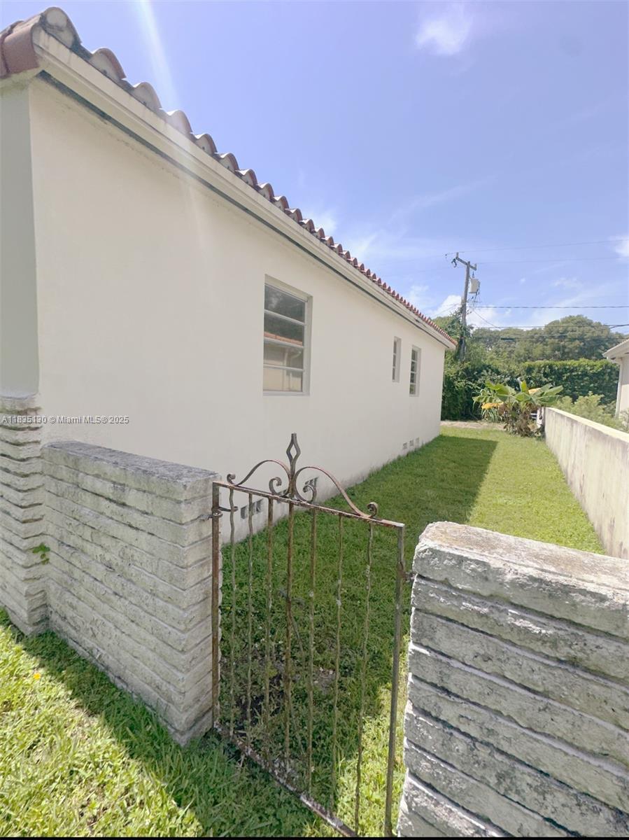 747 Palermo Ave Unit: ‘