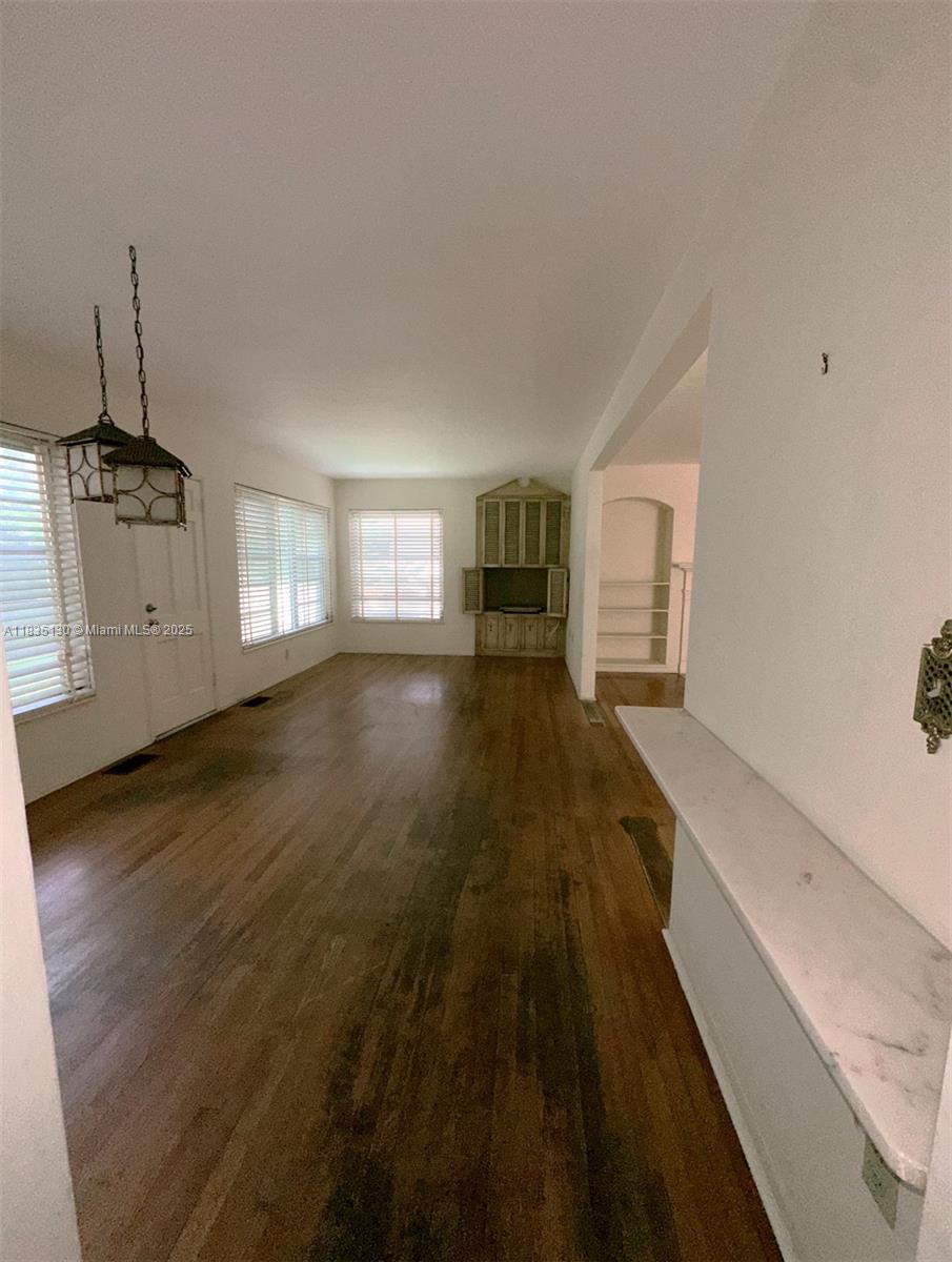 747 Palermo Ave Unit: ‘