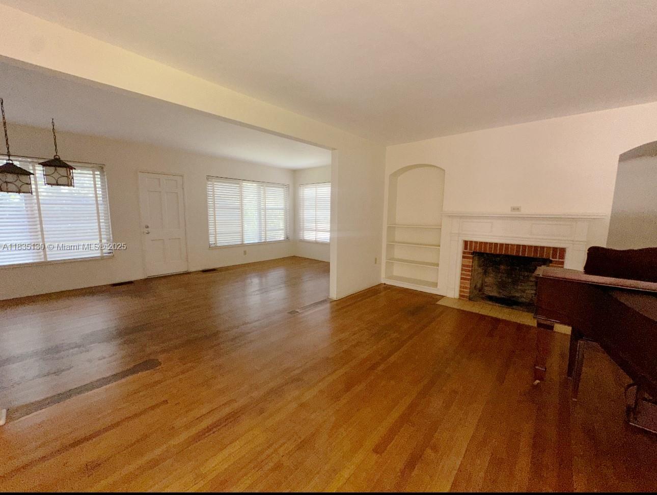 747 Palermo Ave Unit: ‘