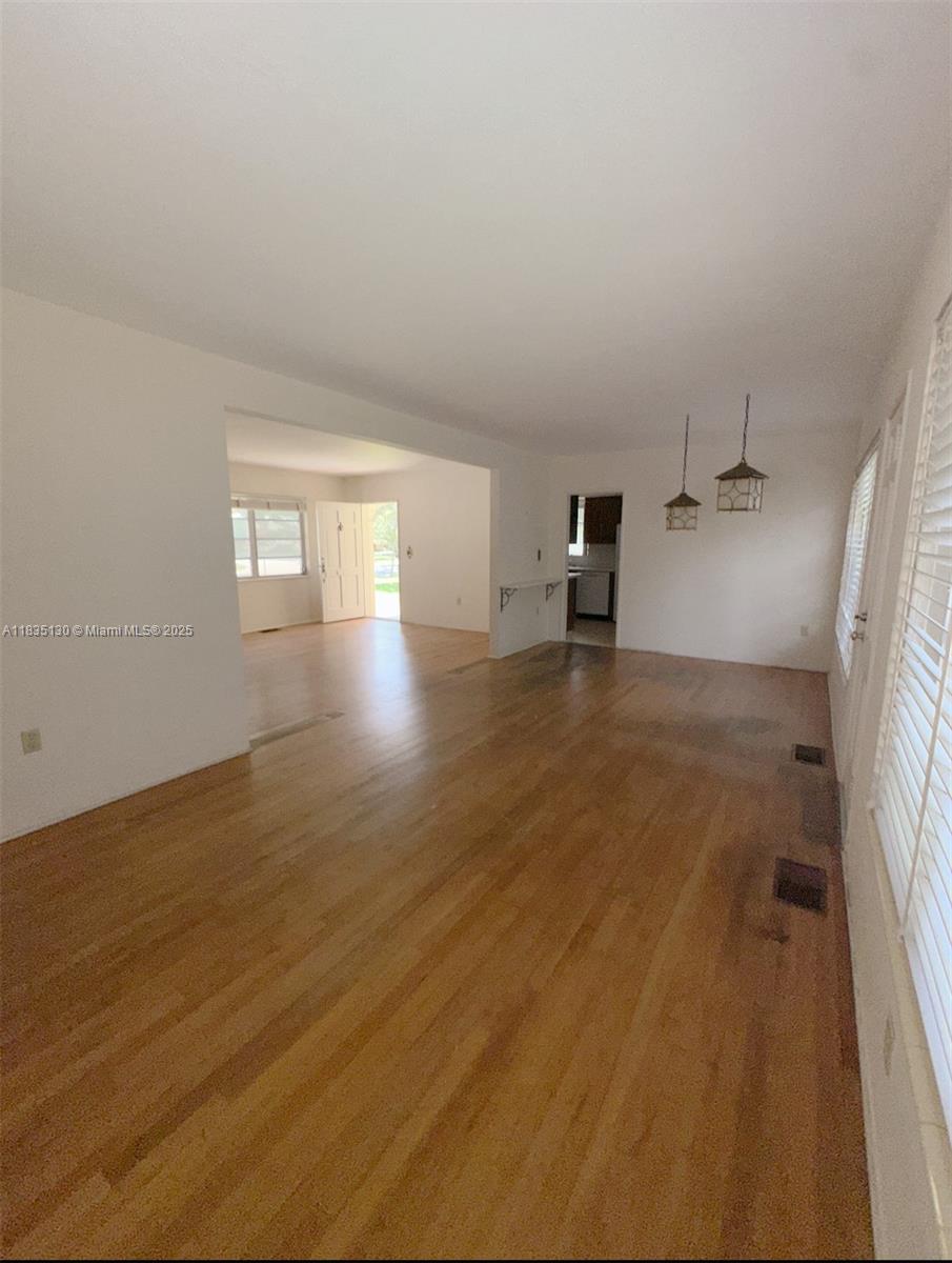 747 Palermo Ave Unit: ‘