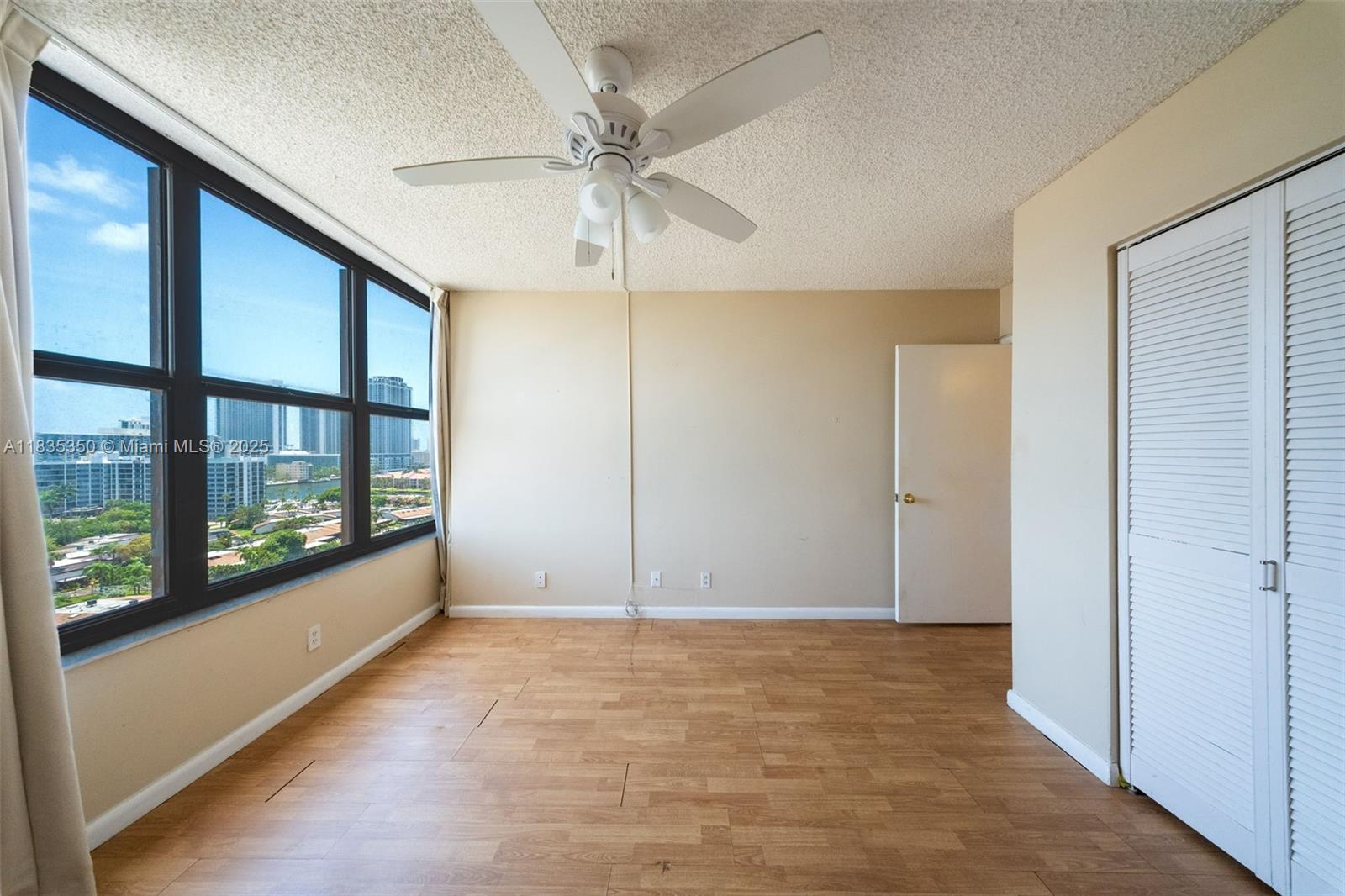 2500 Parkview Dr # 1502