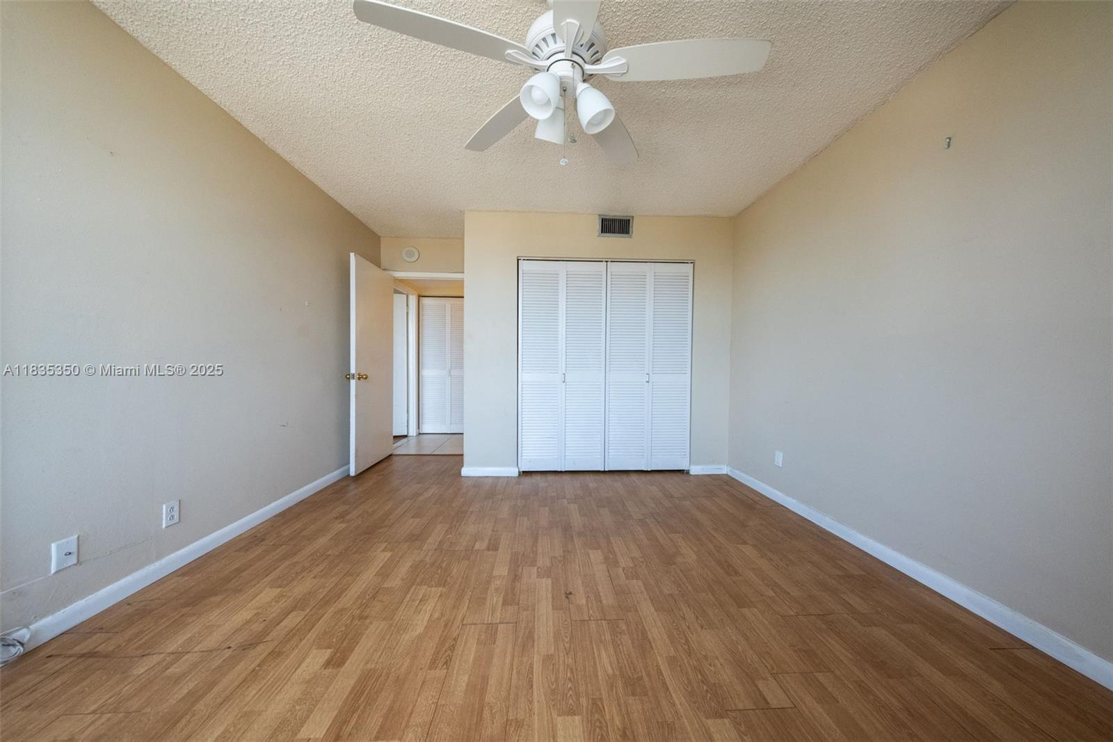 2500 Parkview Dr # 1502