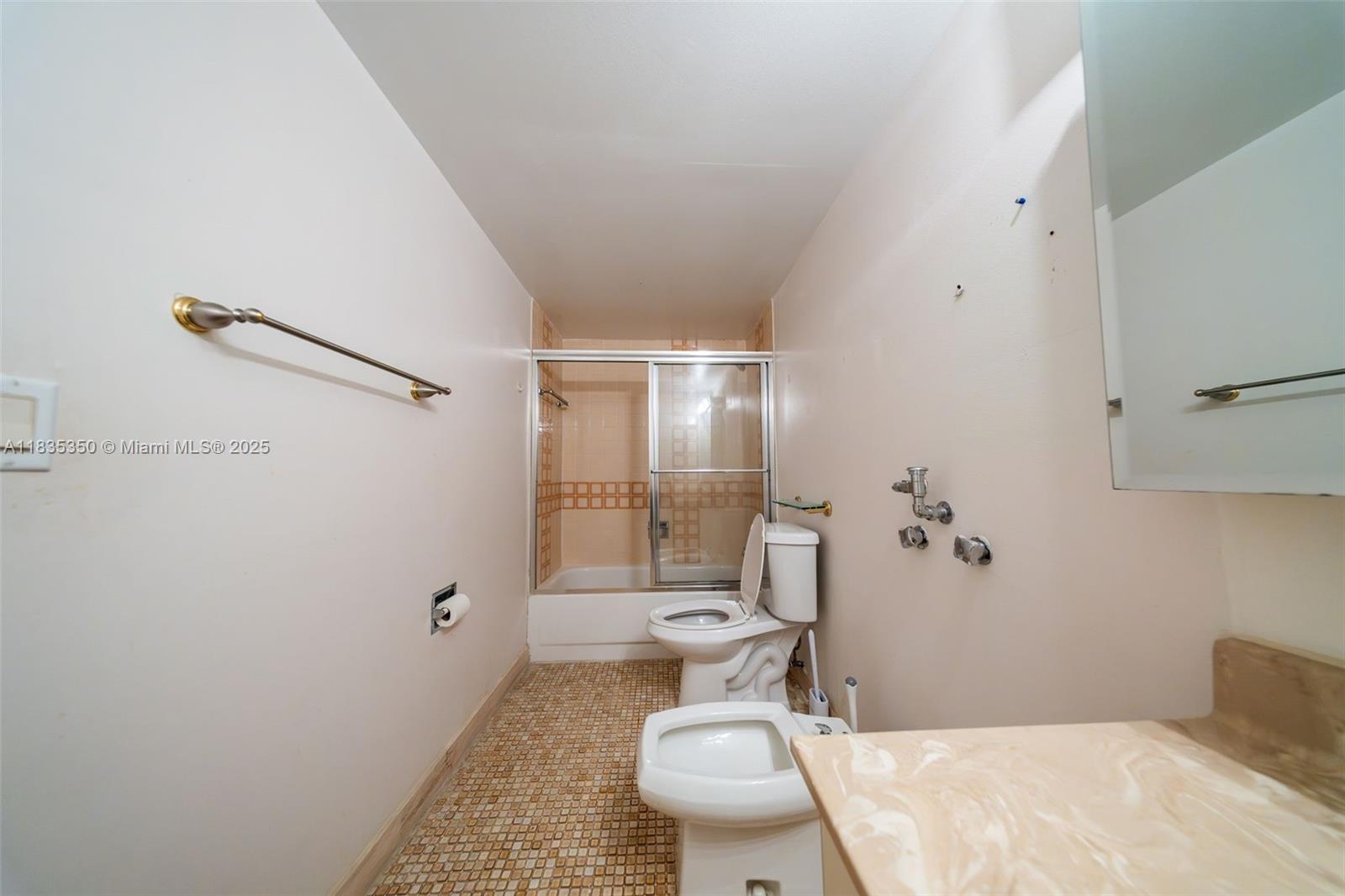 2500 Parkview Dr # 1502