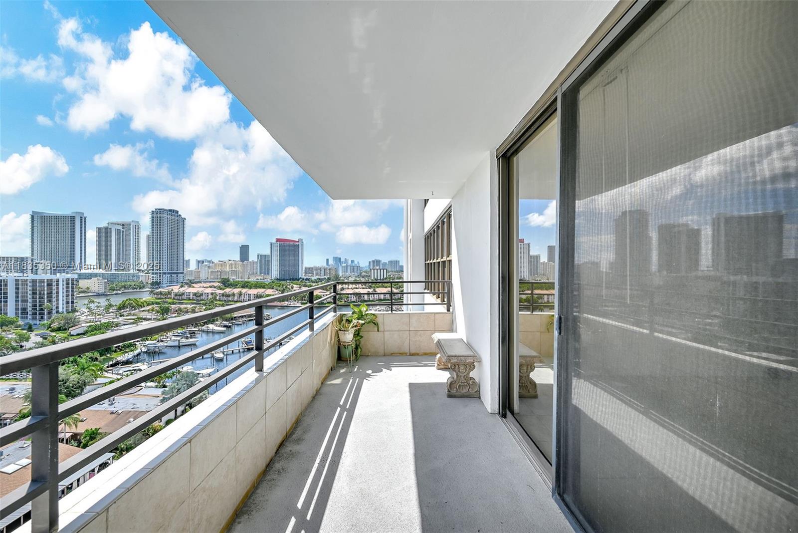2500 Parkview Dr # 1502