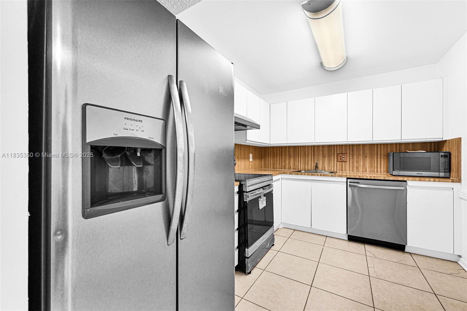 2500 Parkview Dr # 1502