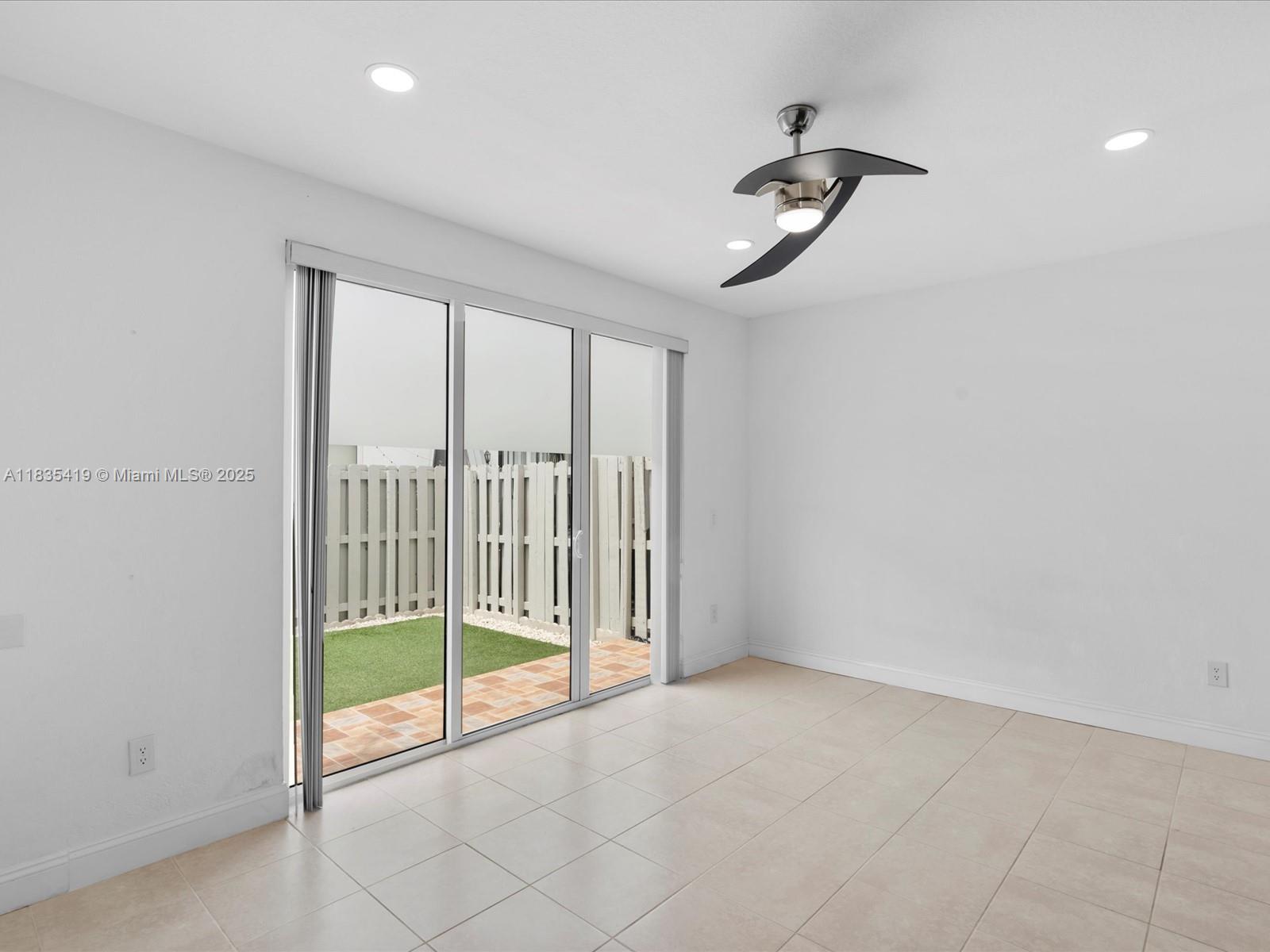 15568 SW 39th St # 283