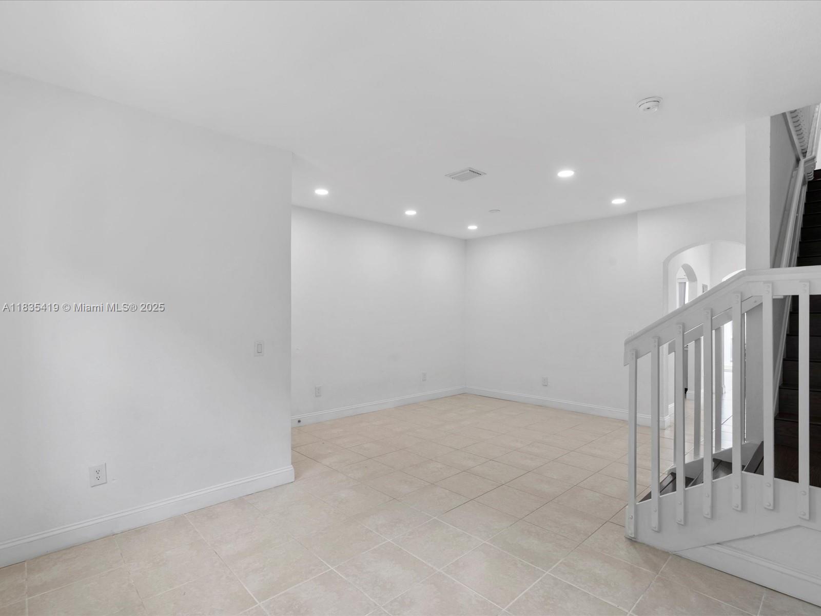 15568 SW 39th St # 283