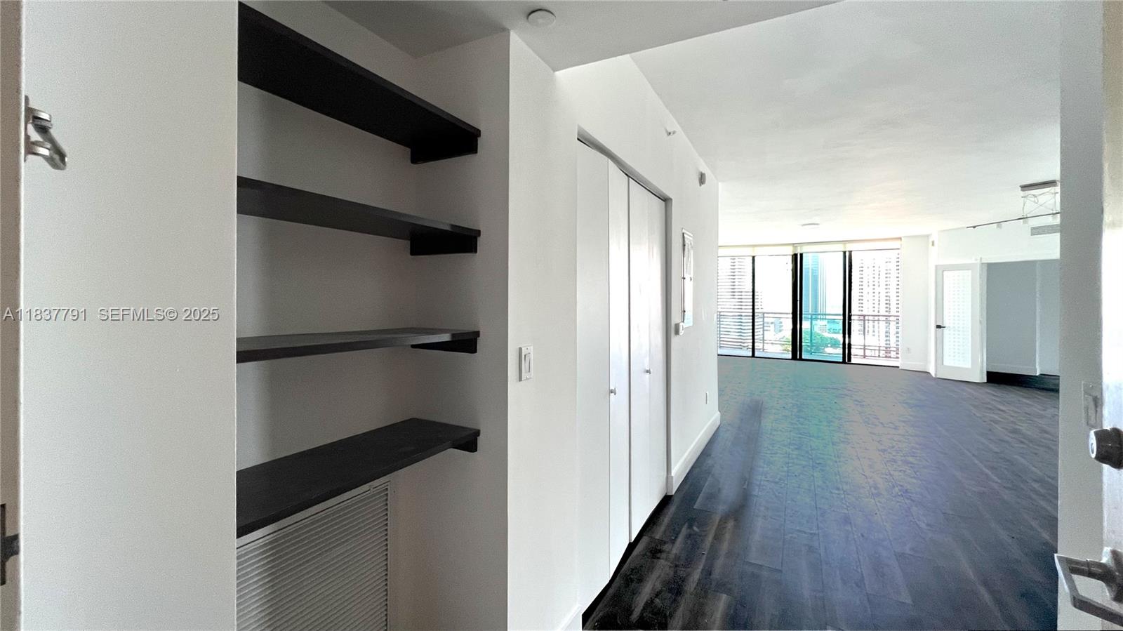 350 S Miami Ave Unit: 2401