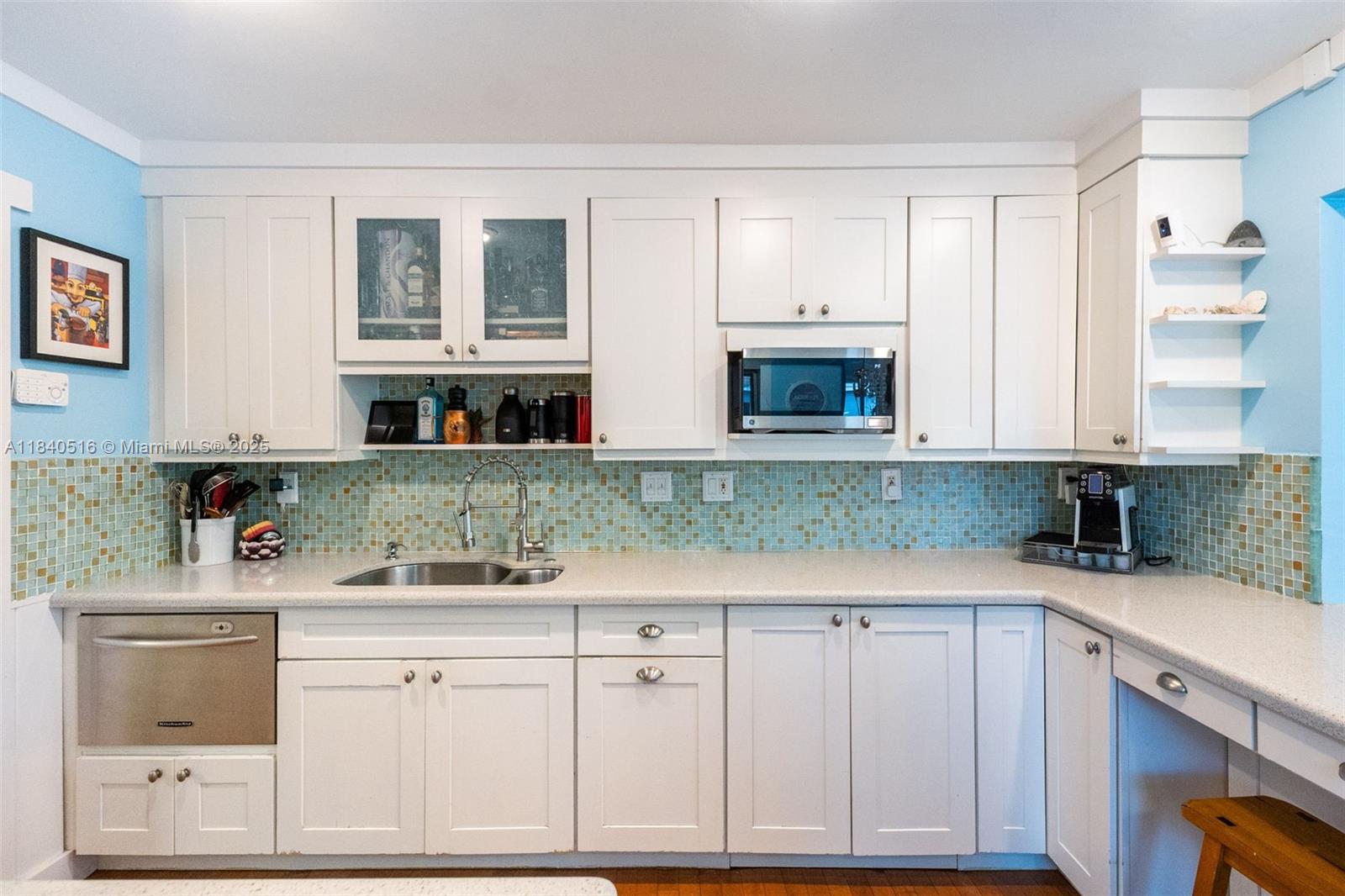 204 S Seacrest Cir