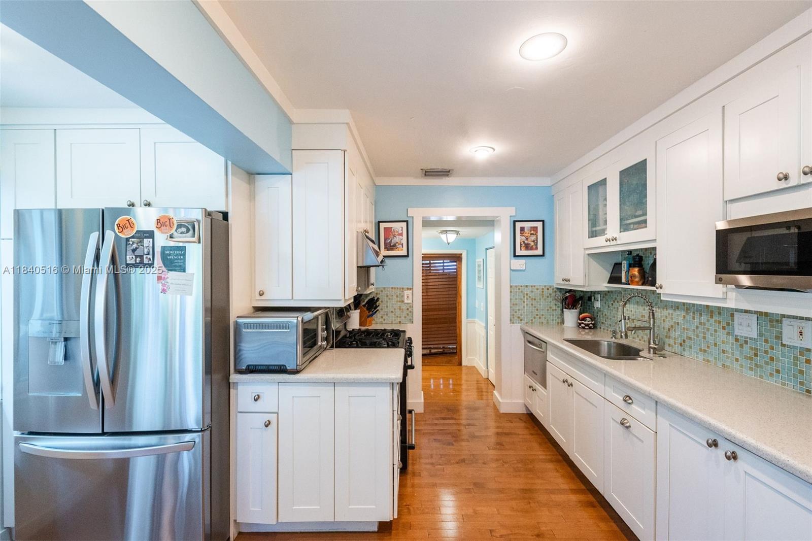 204 S Seacrest Cir