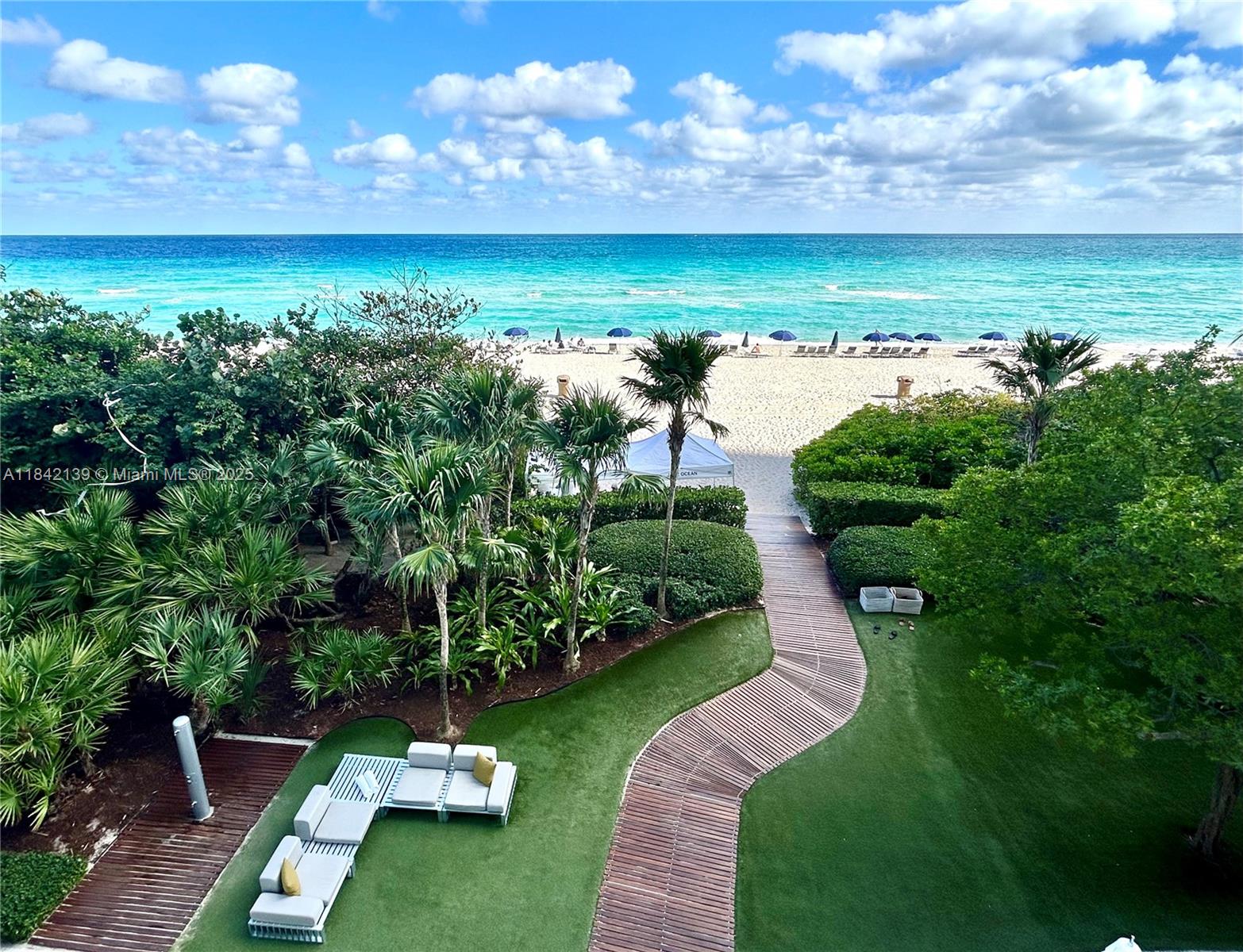 17121 Collins Ave # 904