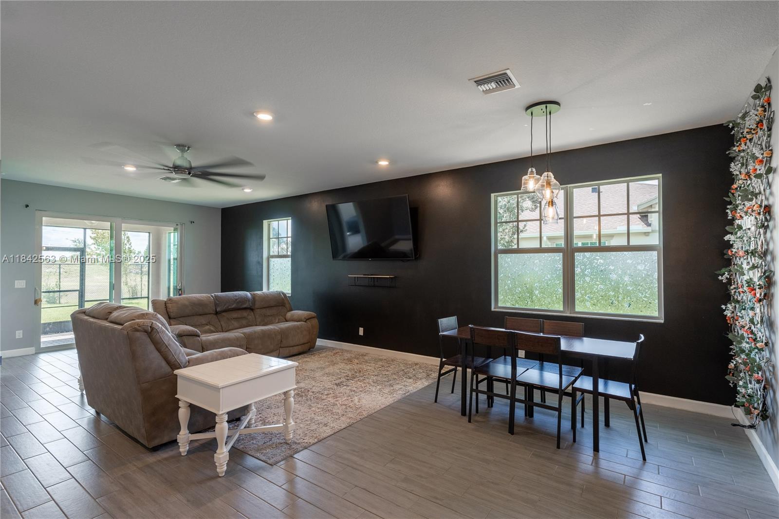 1274 Tangled Orchard Trce