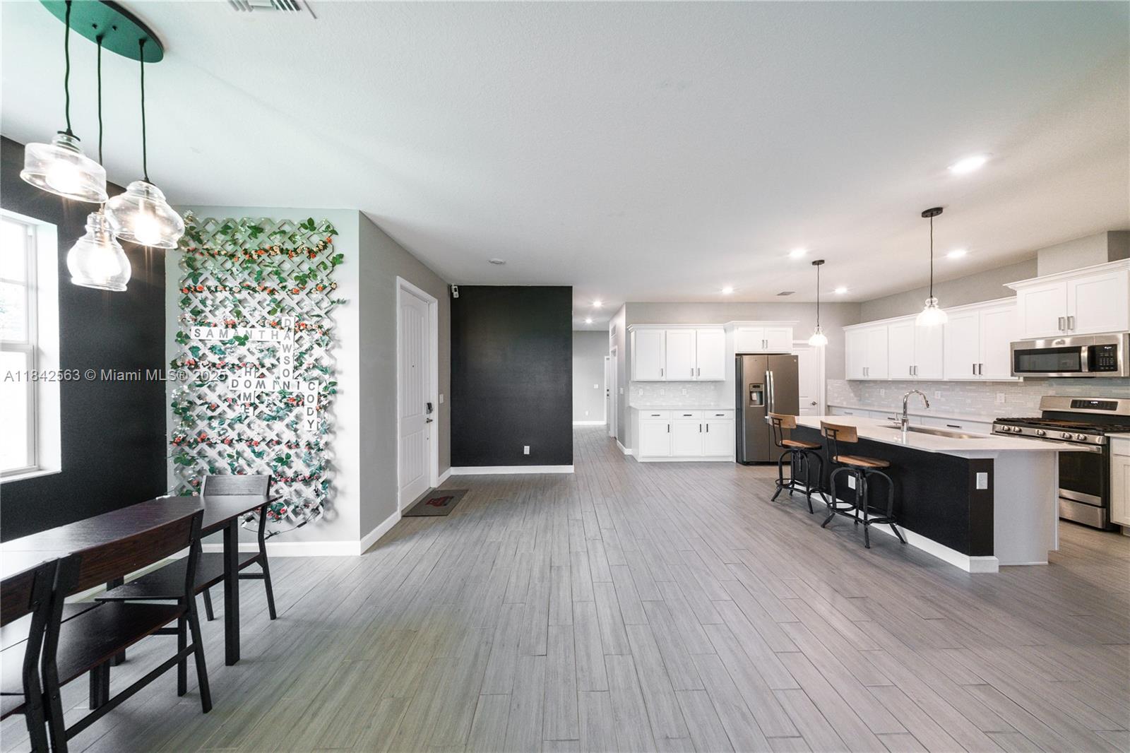 1274 Tangled Orchard Trce