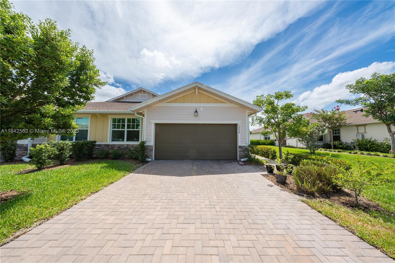 1274 Tangled Orchard Trce